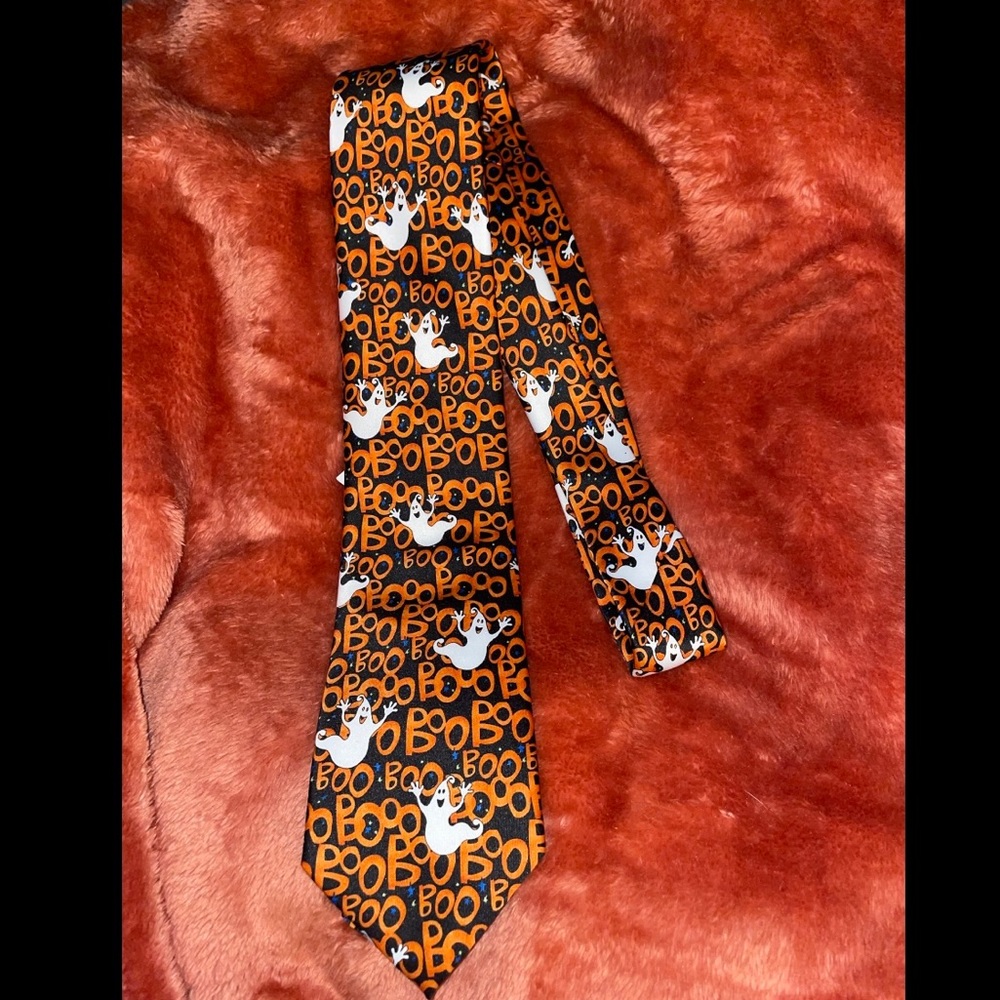 Halloween tie